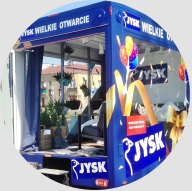 Samochód wystawowy z aranżacją salonu od JYSK