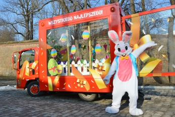 Pojazd wielkanocnego Zajączka